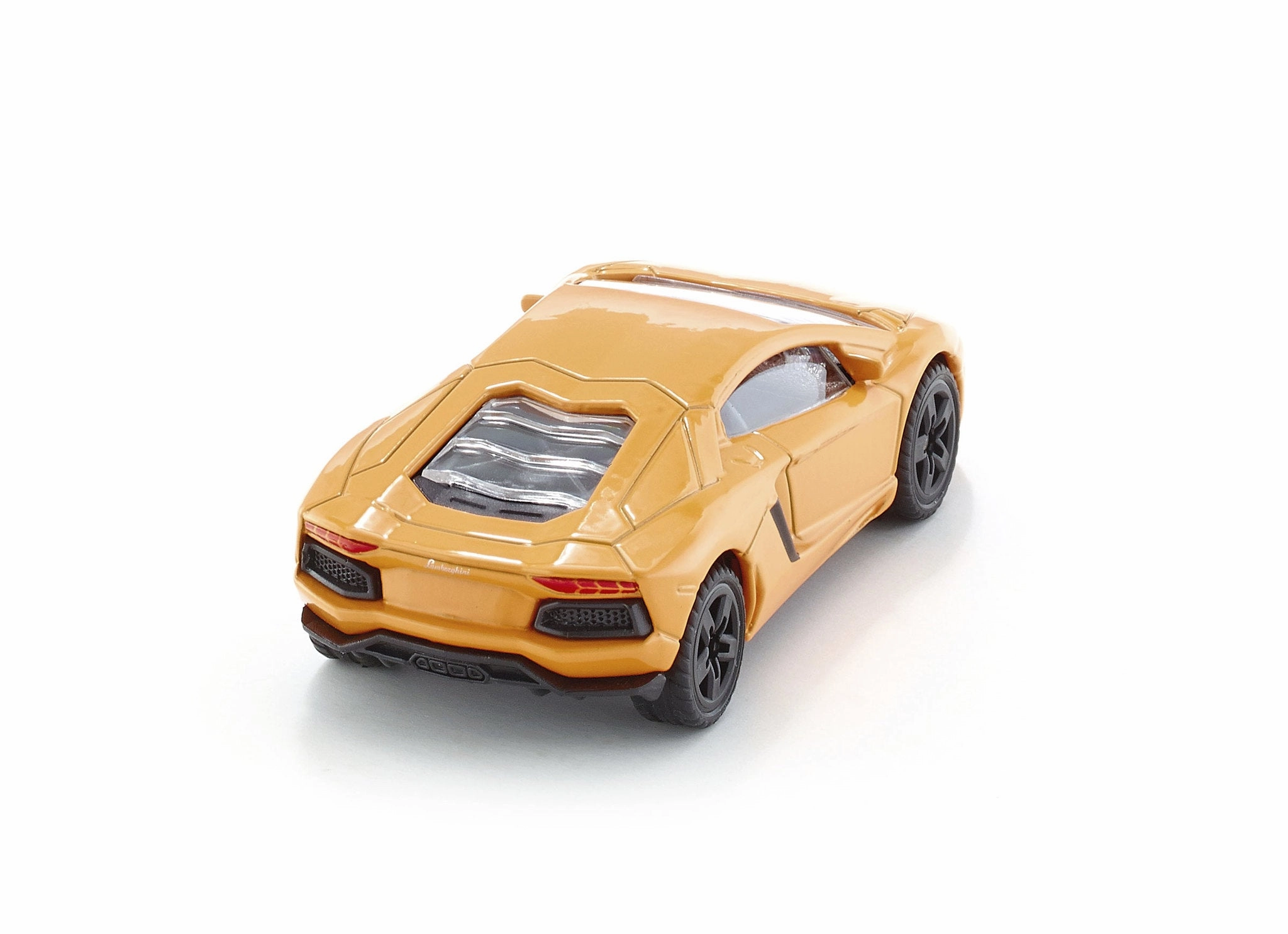 Smart activities for young learners Moments of imagination 1449 Lamborghini Aventador