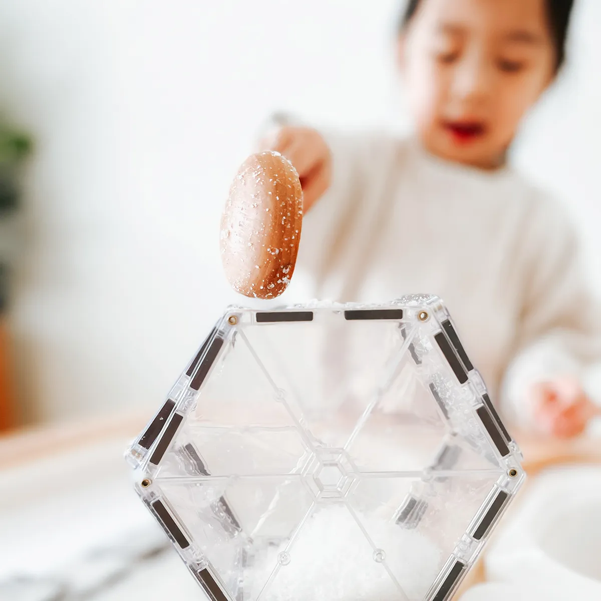Connetix Clear Starter Pack (34 Pc) Little hands Growing minds
