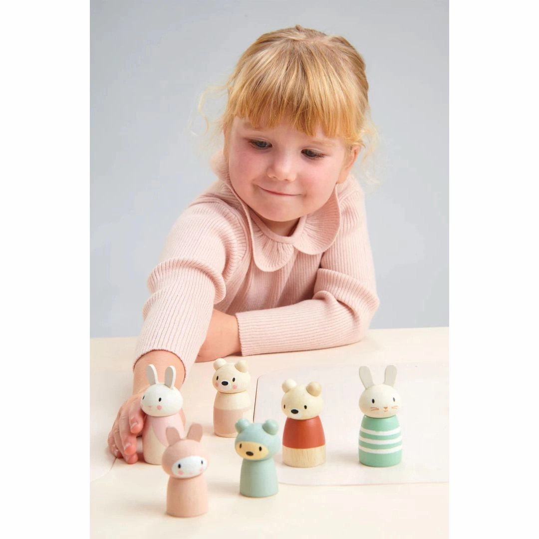 Little learners Curious minds Bear Tales Wooden Doll Set