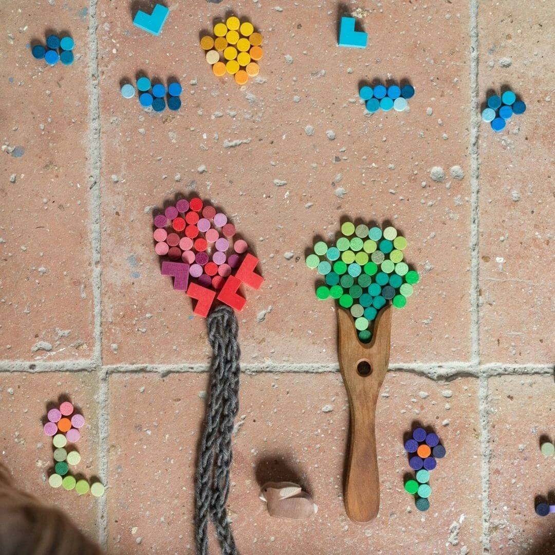 Engaging young minds Bloom Wooden Mosaic Set