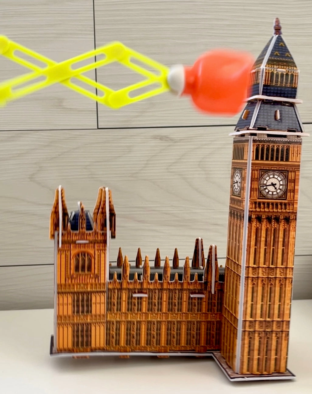 Designed for development Creative minds Buildings I Want To Punch (3D Puzzle)