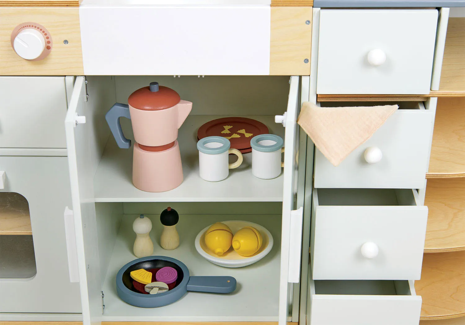 Kids discovery tools Fun that fuels growth La Fiamma Grand Kitchen