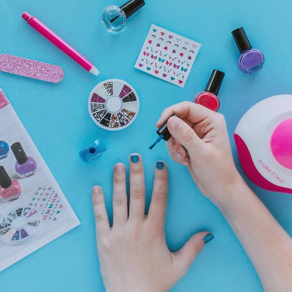 Make It Real Glitter Dream Nail Spa Play-based education