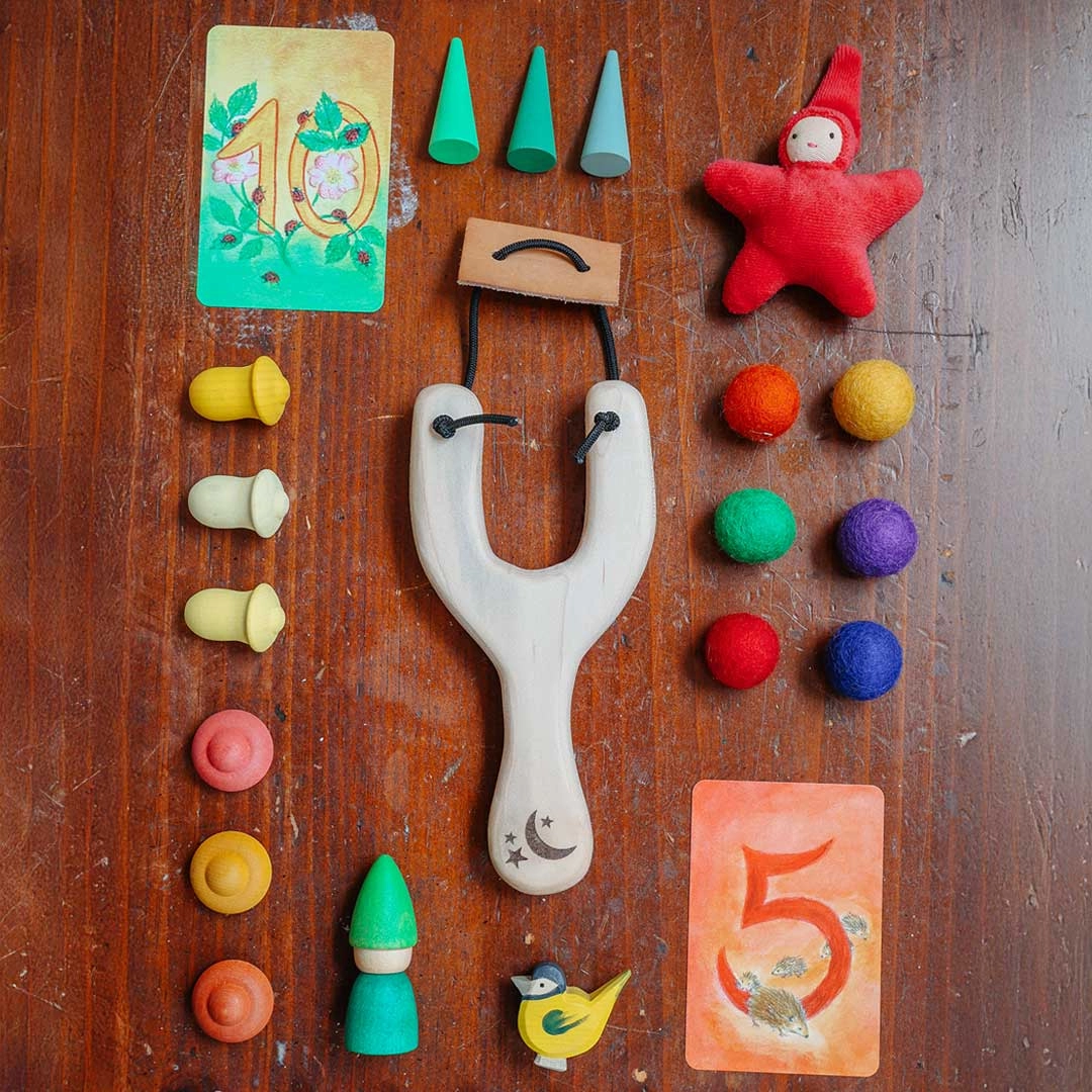 Growing minds Wooden Slingshot