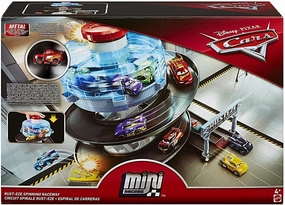 First explorers Fun that fuels growth Disney Cars Fyn86 Movie Mini Spiral, Spinning Race Set