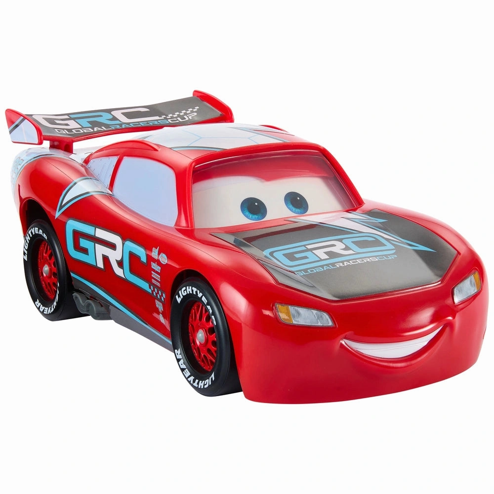 Fun for curious minds Disney Pixar Cars Global Racers Cup Drift & Race Lightning Mcqueen