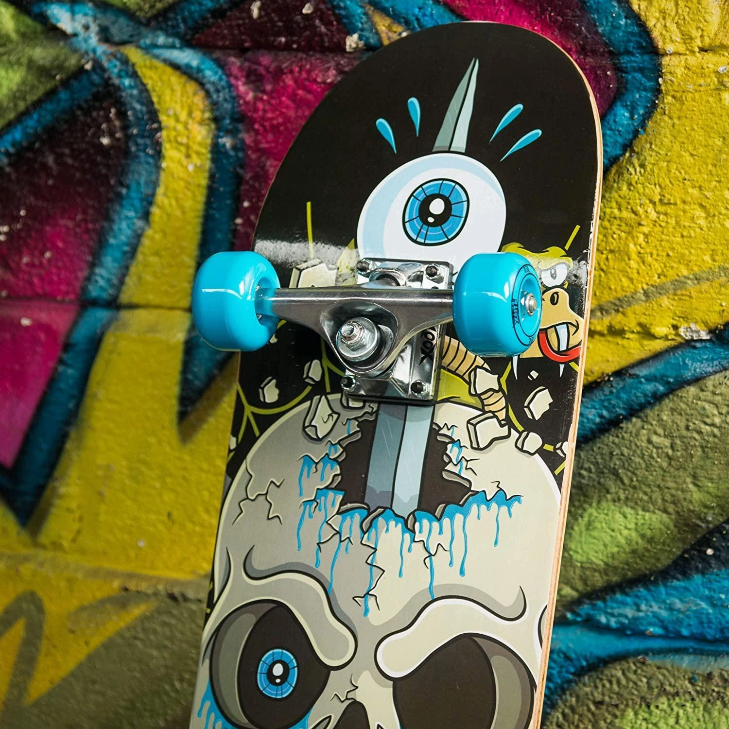 Xootz Double Kick 31-Inch Trick Skateboard, Snake Skull Quiet play for growing minds Learn & grow