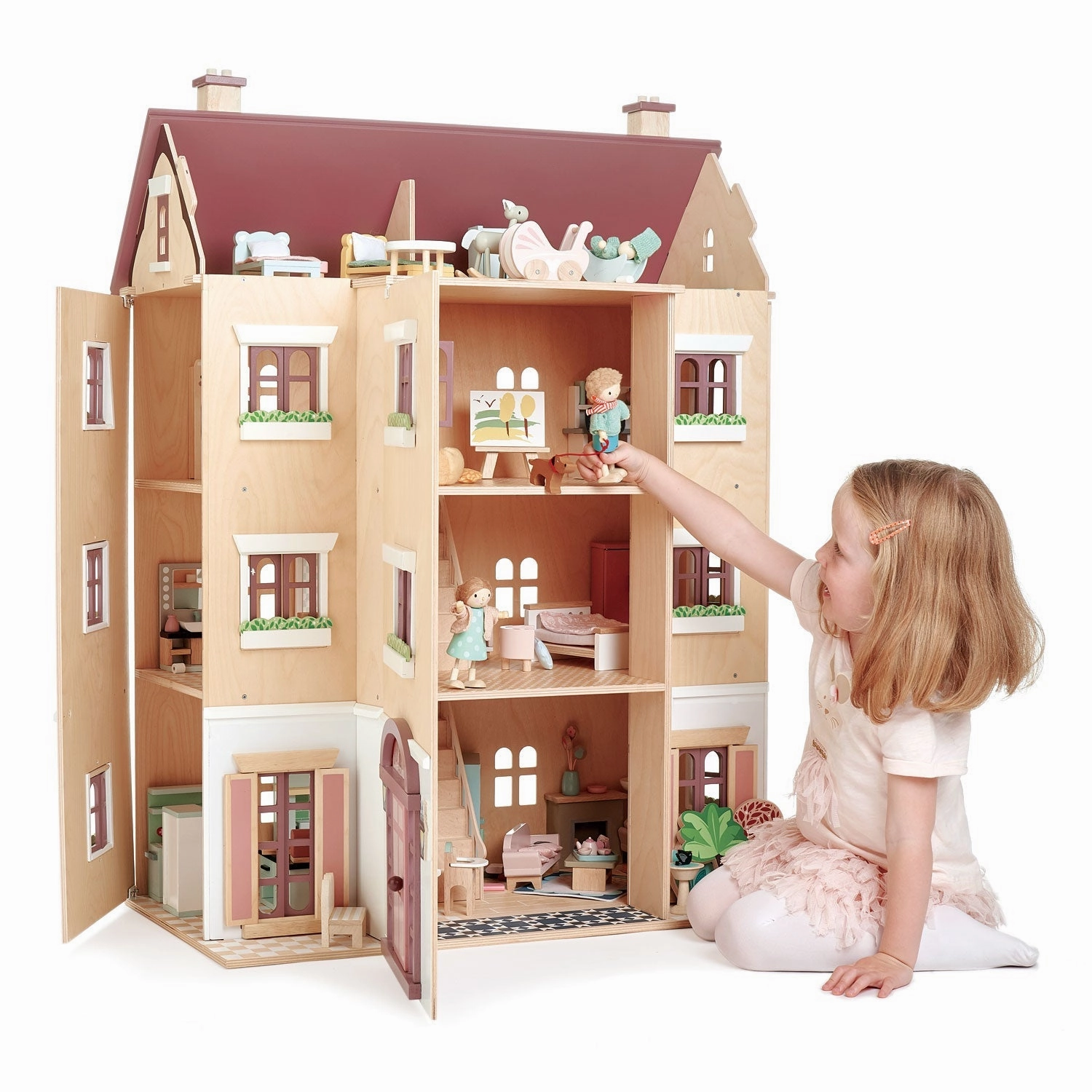 Fantail Hall Wooden Dollhouse Smart kids gear