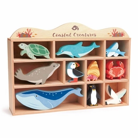 Wooden Coastal Animal Figures And Display Case Home learning tools Mini makers