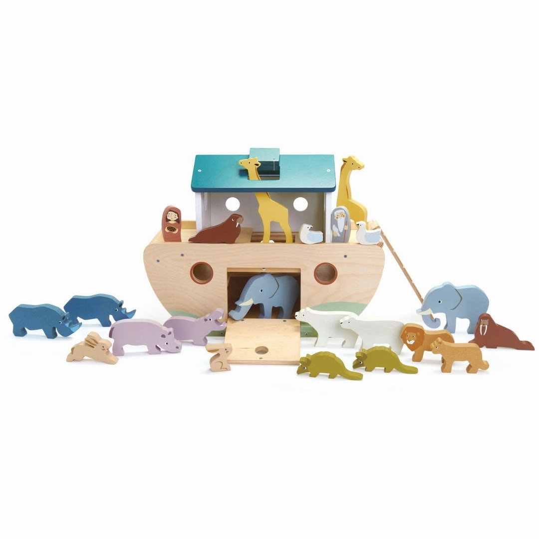 Wooden NoahS Ark Play Set Creative minds