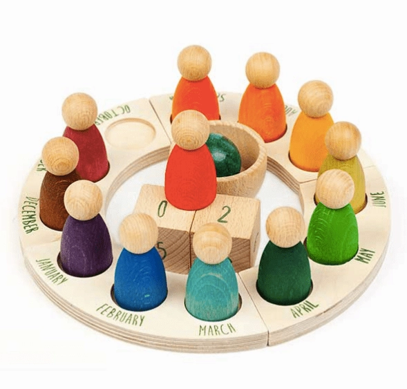 Mindful play Smart little ones Wooden Rainbow Perpetual Calendar With Peg Figures
