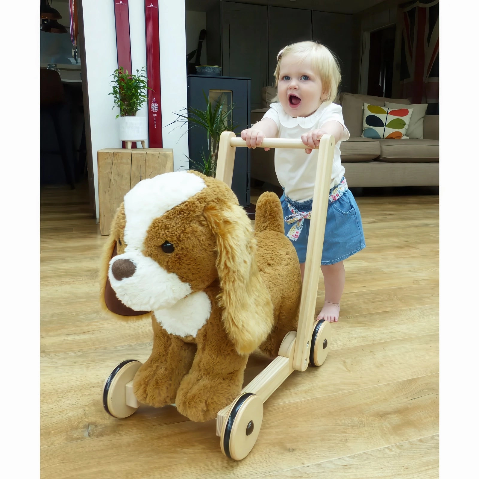 Child development Little Bird Told Me Push Along Peanut Pup