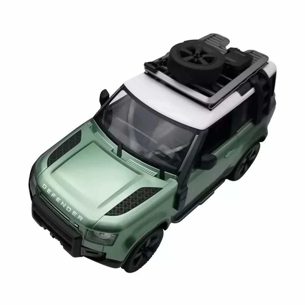 Range Rover Defender Remote Control Car With Lights 1:16 Scale Young explorers