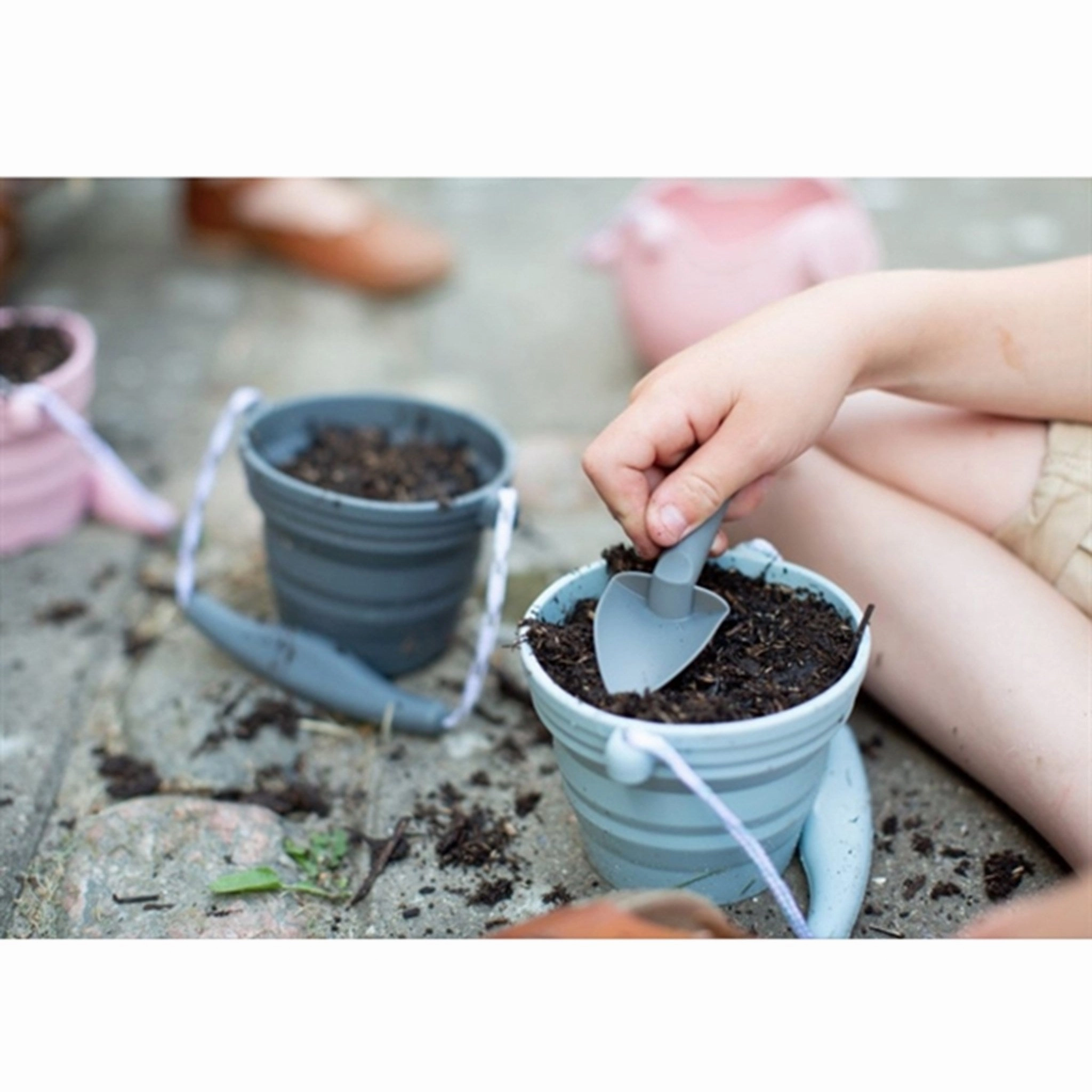 Designed for development Scrunch Gardening Set Duck Egg Blue