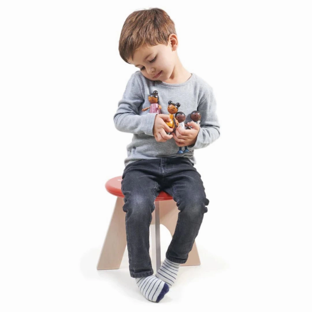 Young minds at work Kid-focused experiences Hummingbird Doll Family