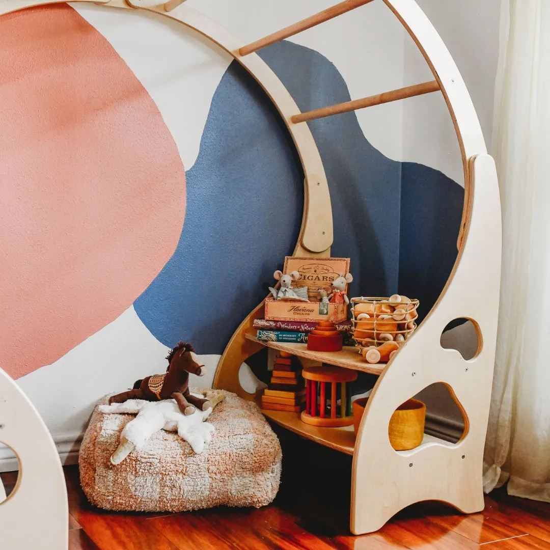 Imaginative play Natural Waldorf Playstand