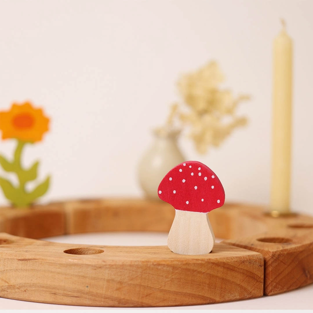 Agaric Toadstool Decorative Figure Busy kids