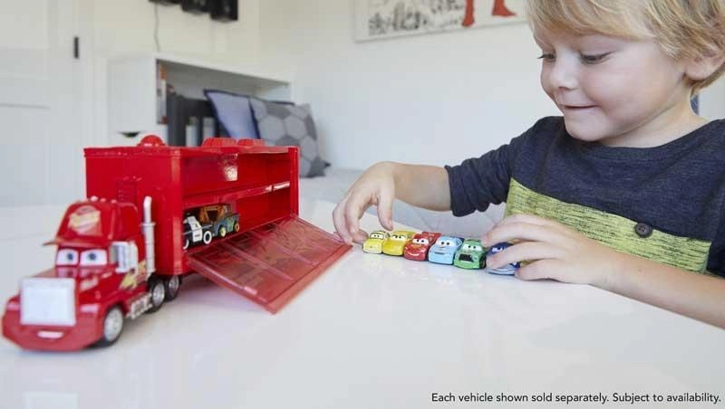 Disney Cars Mini Racers Mack Transporter Preschool minds Mini makers