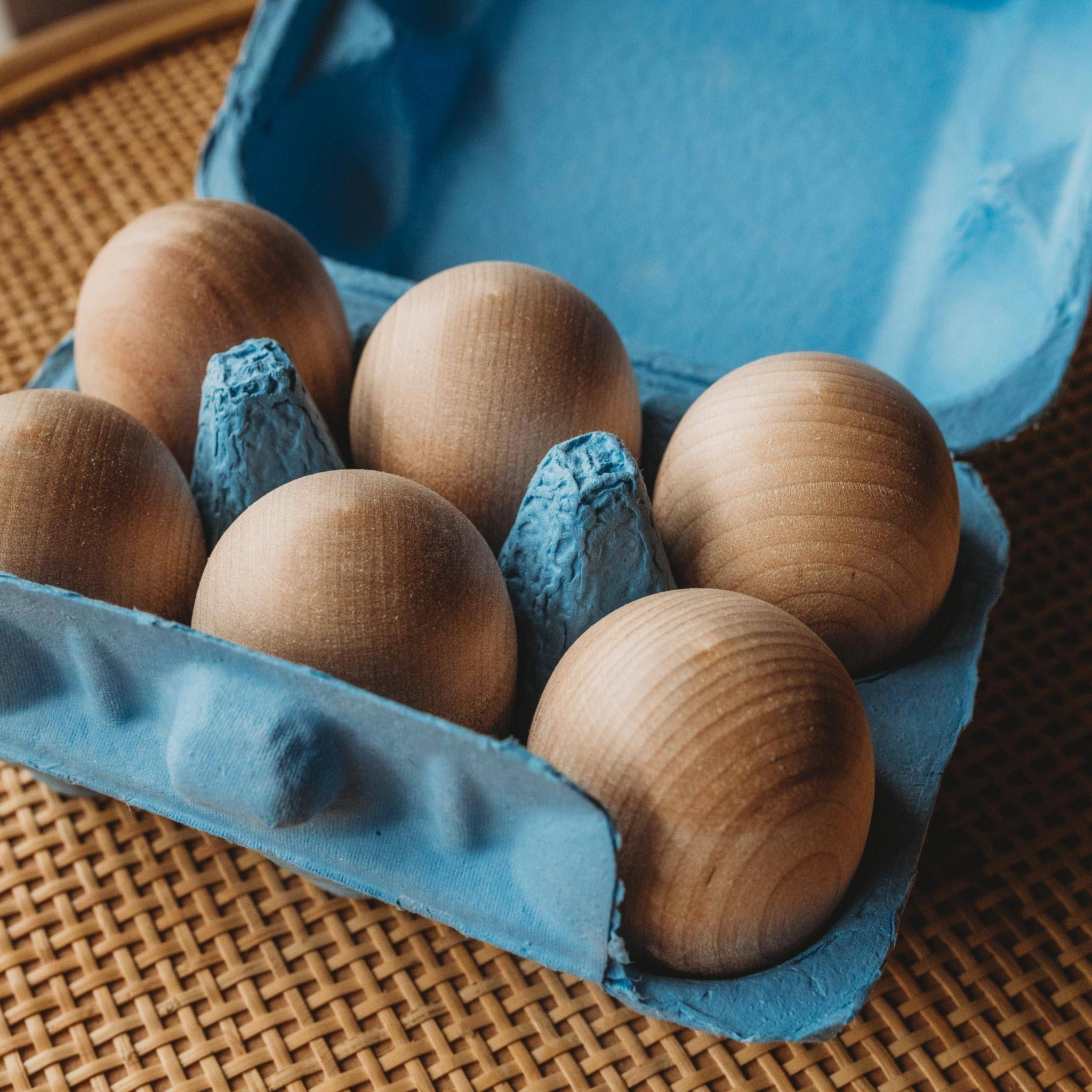 Bella Luna Wooden Toy Eggs, 6 Pack Discover & grow