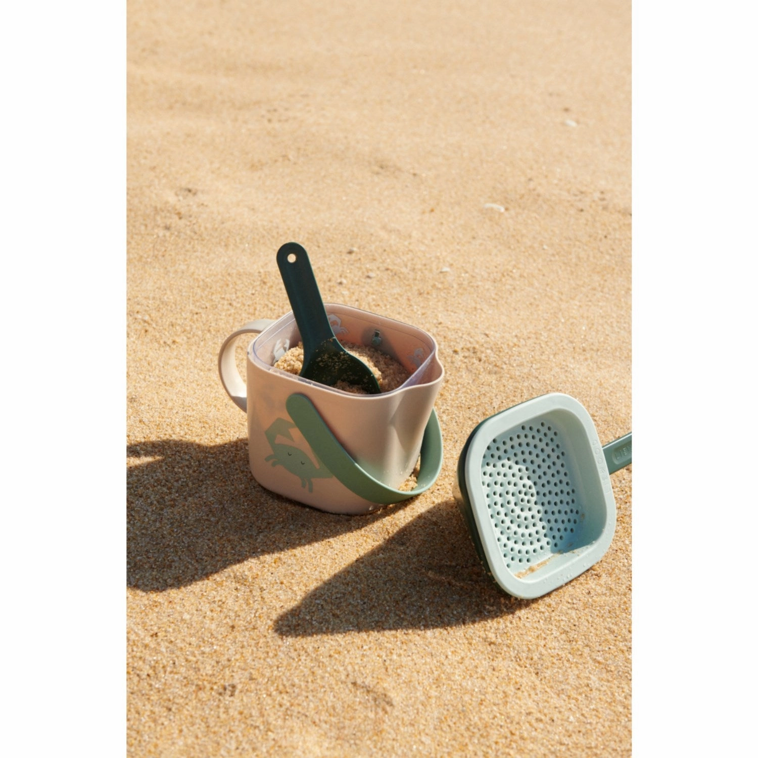 Learning fun Play-based education Liewood Crab / Sandy Roald Sand Set
