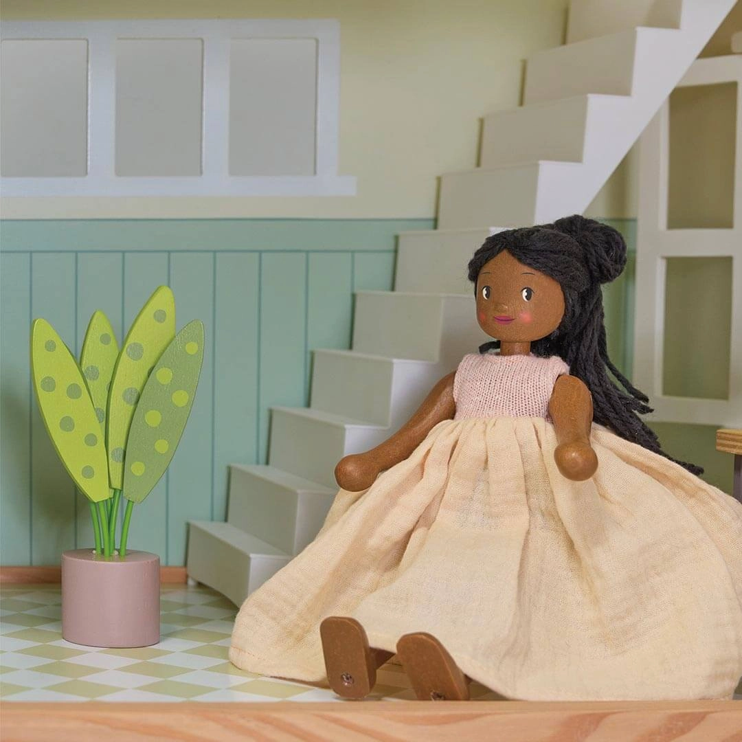 Lola Wooden Doll Young minds at work