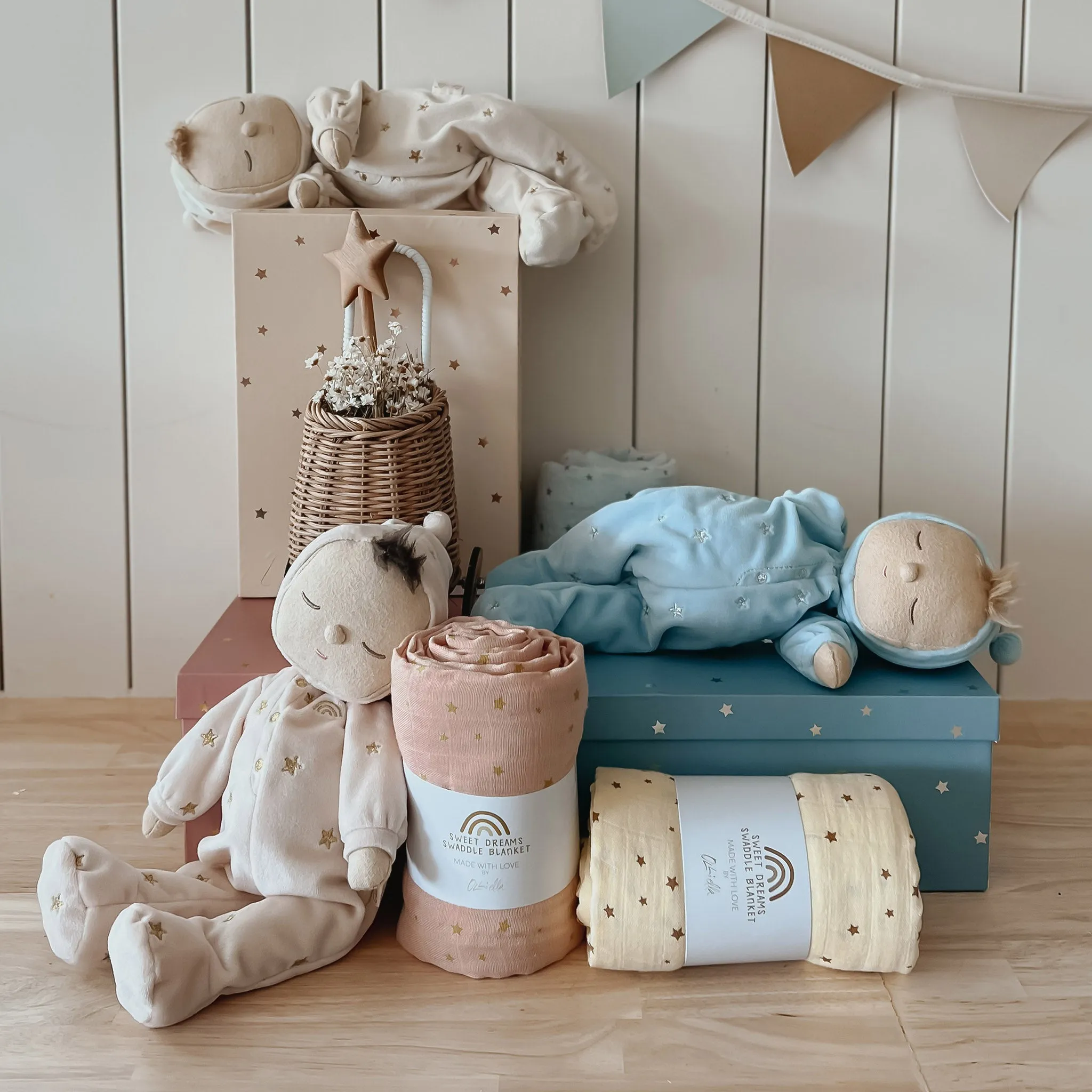 Lullaby Dozy Dinkum Gift Set - Leo Preschool minds Young minds at work
