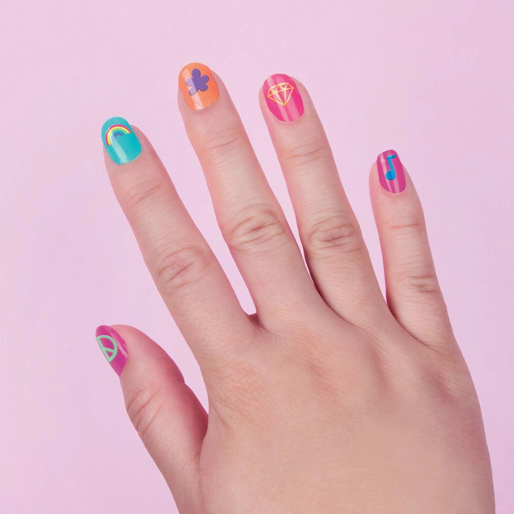 Curious minds Make It Real 3C4G Graffiti Nail Polish And Nail Sticker Set