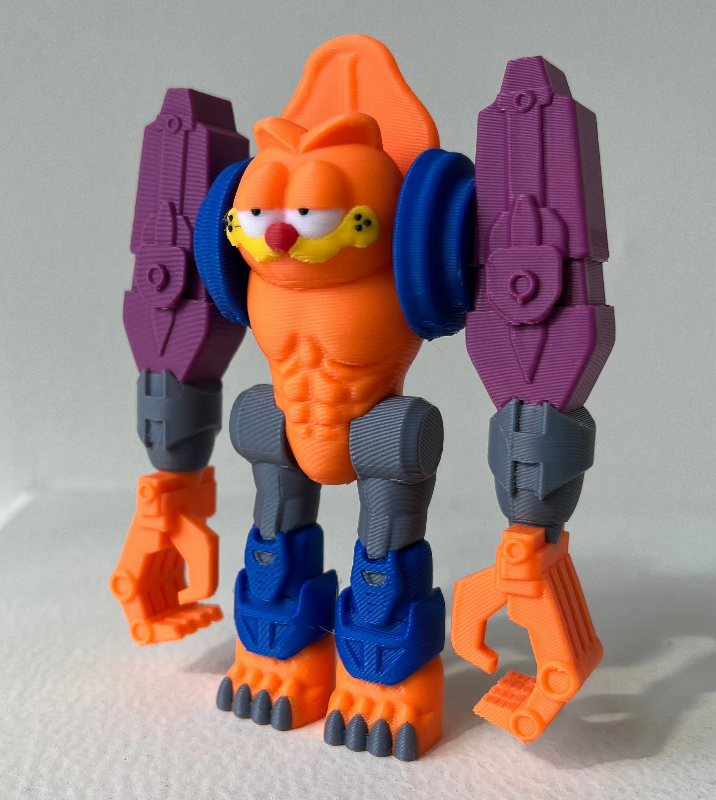Mobile Suit Garfield Fun that fuels growth