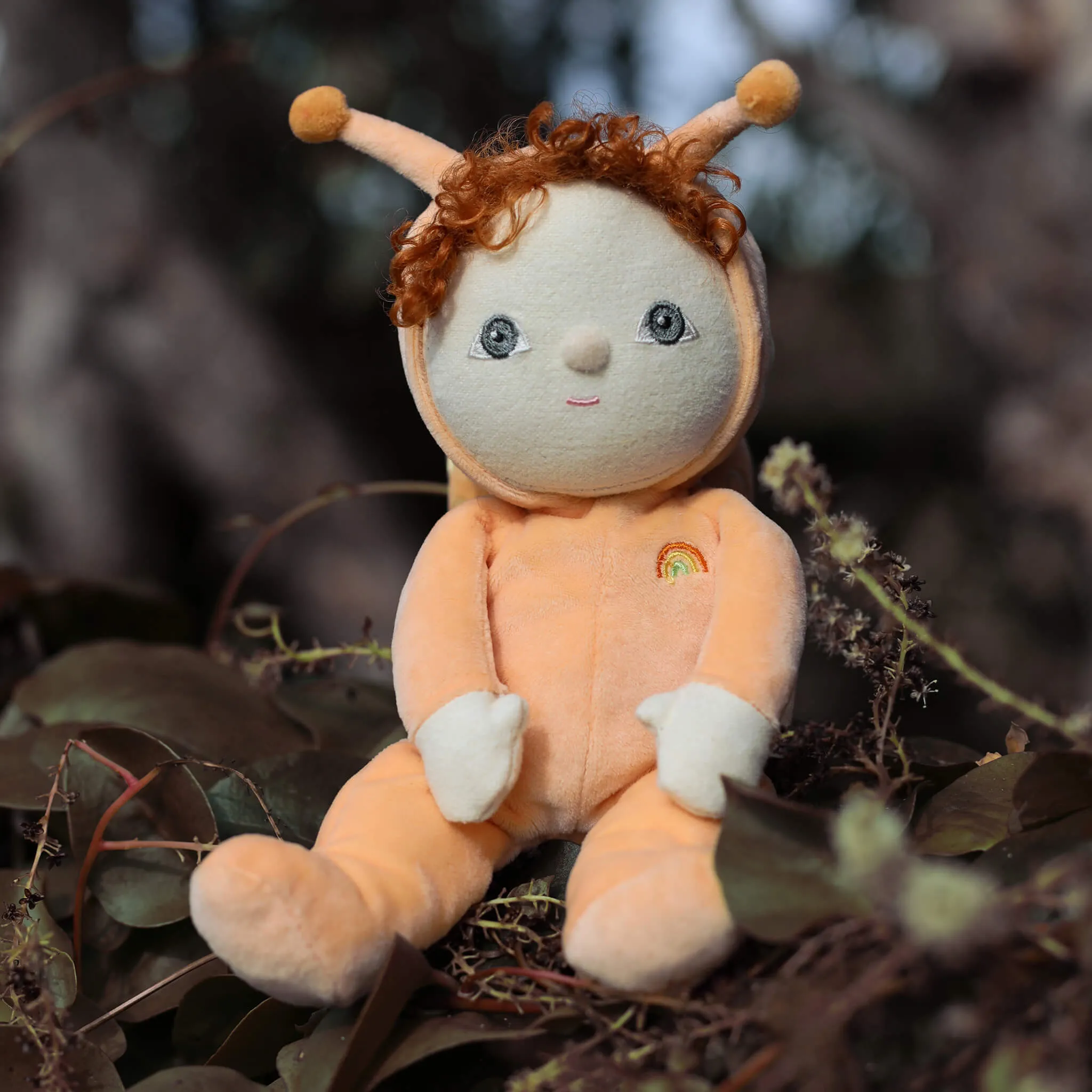 Dinky Dinkums Backyard Buddies - Scottie Snail Happy hands