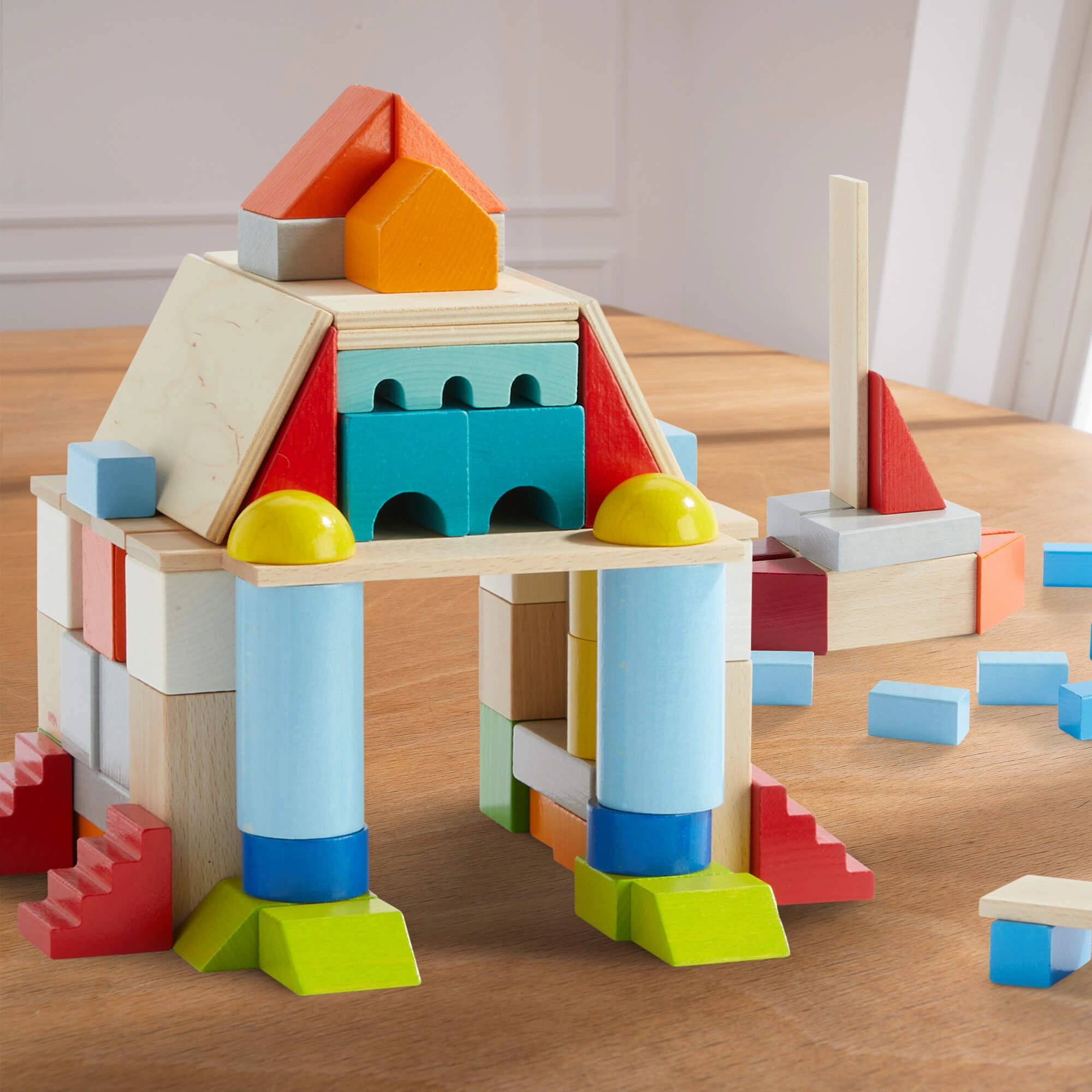 Moments of imagination Little builders Colored Wooden Building Blocks - 85 Piece Set