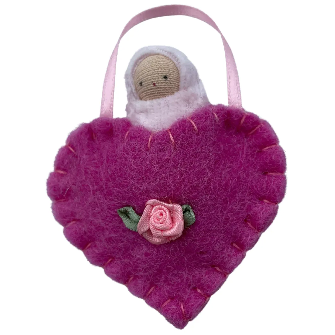 Sensory fun for little hands Fun that fuels growth Felt Heart Pocket Baby