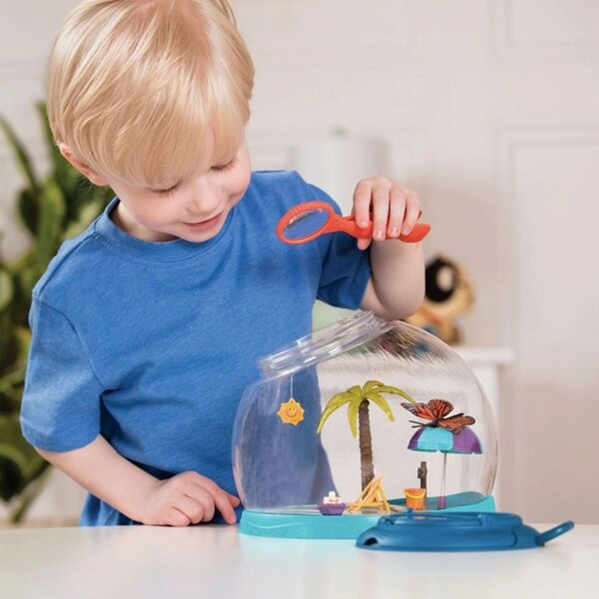Sensory fun for little hands Play & learn B-Toys Bug Paradise