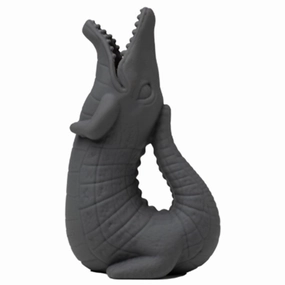 Scrunch Crocodile Jug Anthracite Grey Smart & fun Growth tools