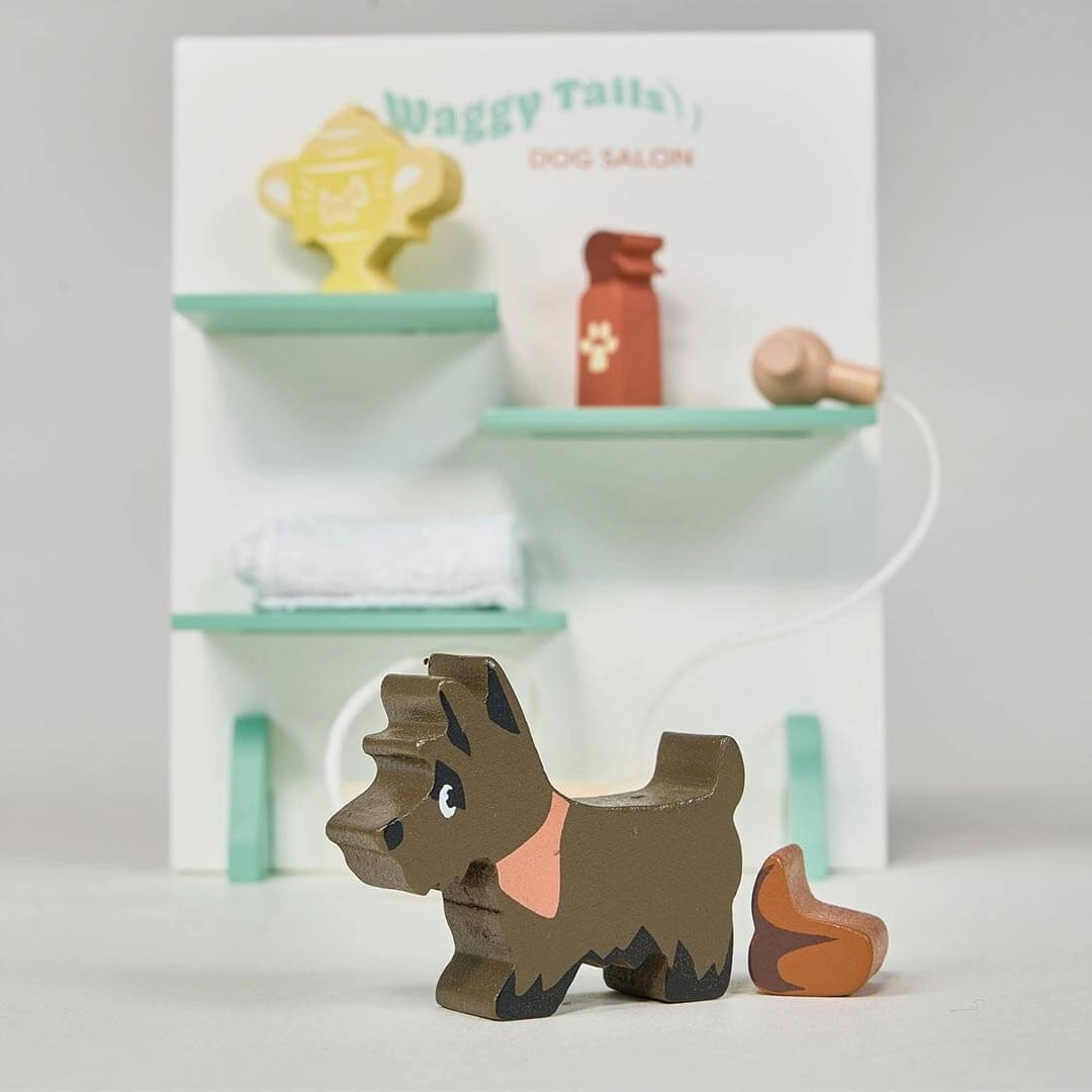 Waggy Tails Wooden Dog Salon Curiosity starters