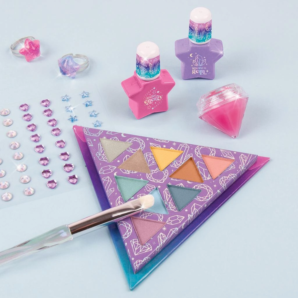 Quiet play for growing minds Discover & grow Make It Real Mystic Crystal Makeup Kit