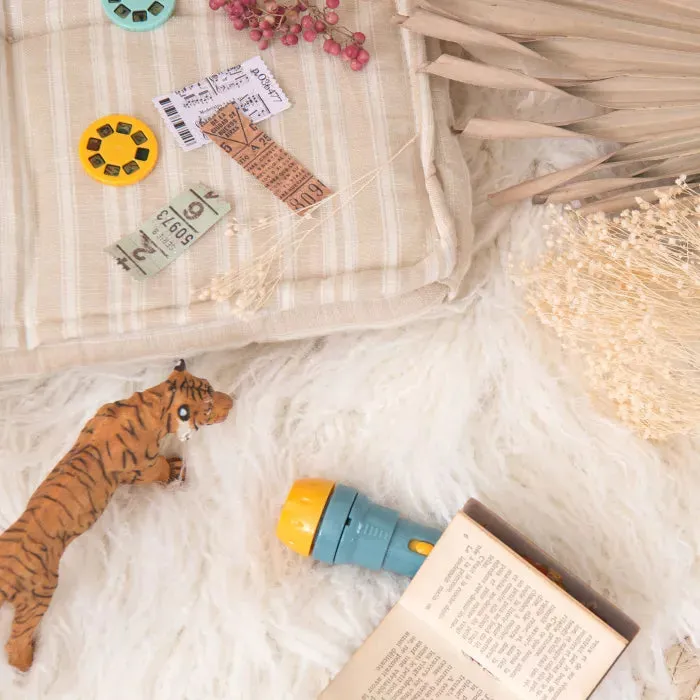 Learning through play Storybook Torch - Sous Mon Baobab