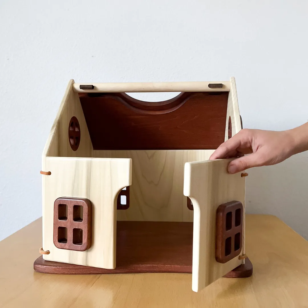 Quiet play for growing minds Fun-based learning Thimbleberry Cottage - Classic Wooden Dollhouse