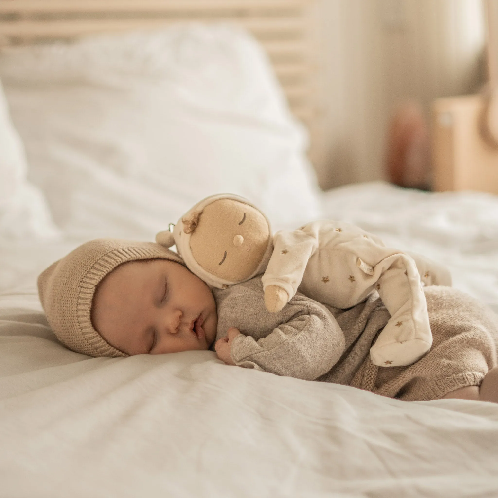 Active learners Fun-based learning Lullaby Dozy Dinkum - Lyra