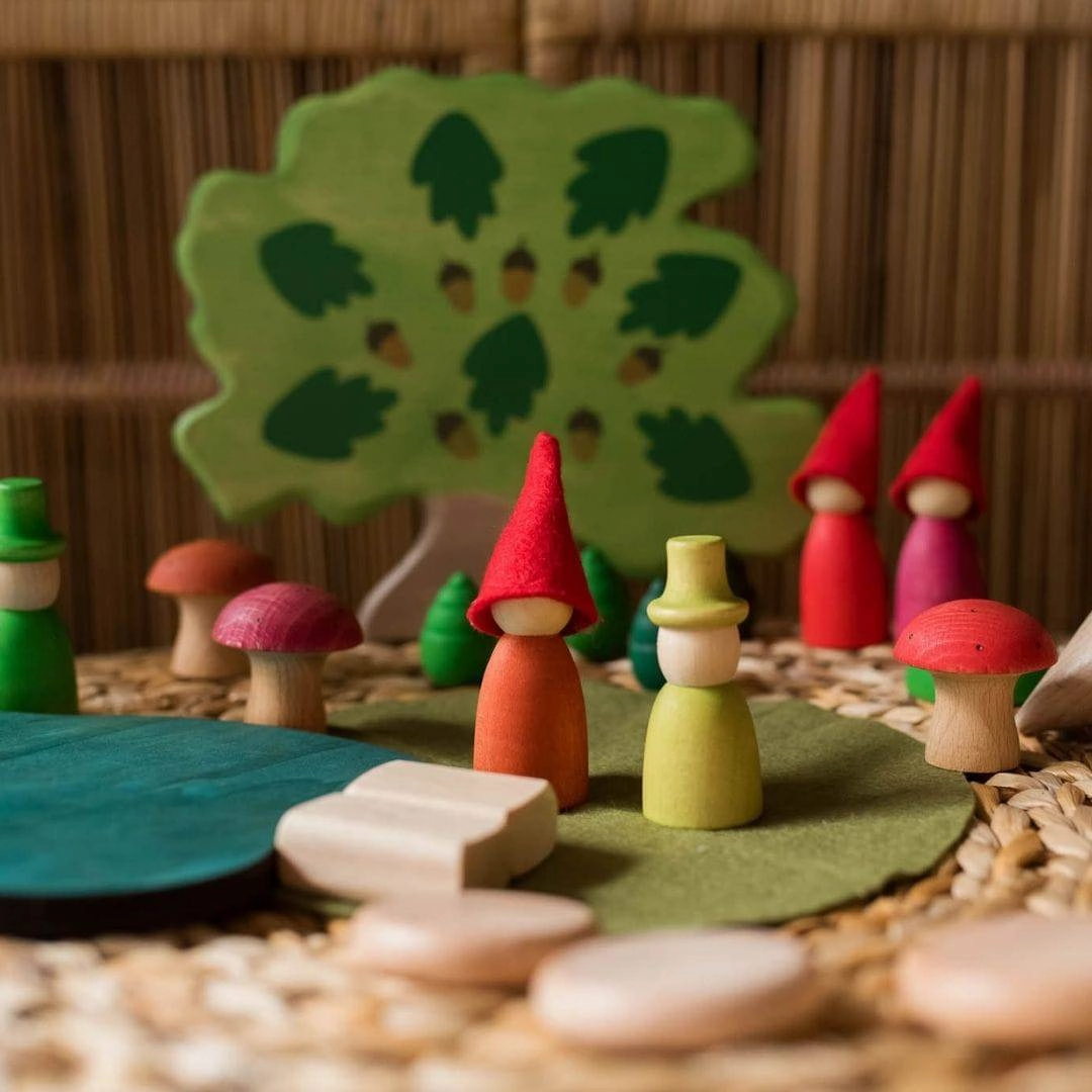 Discover & grow Imaginative play Nins In The Woods Storytelling Set
