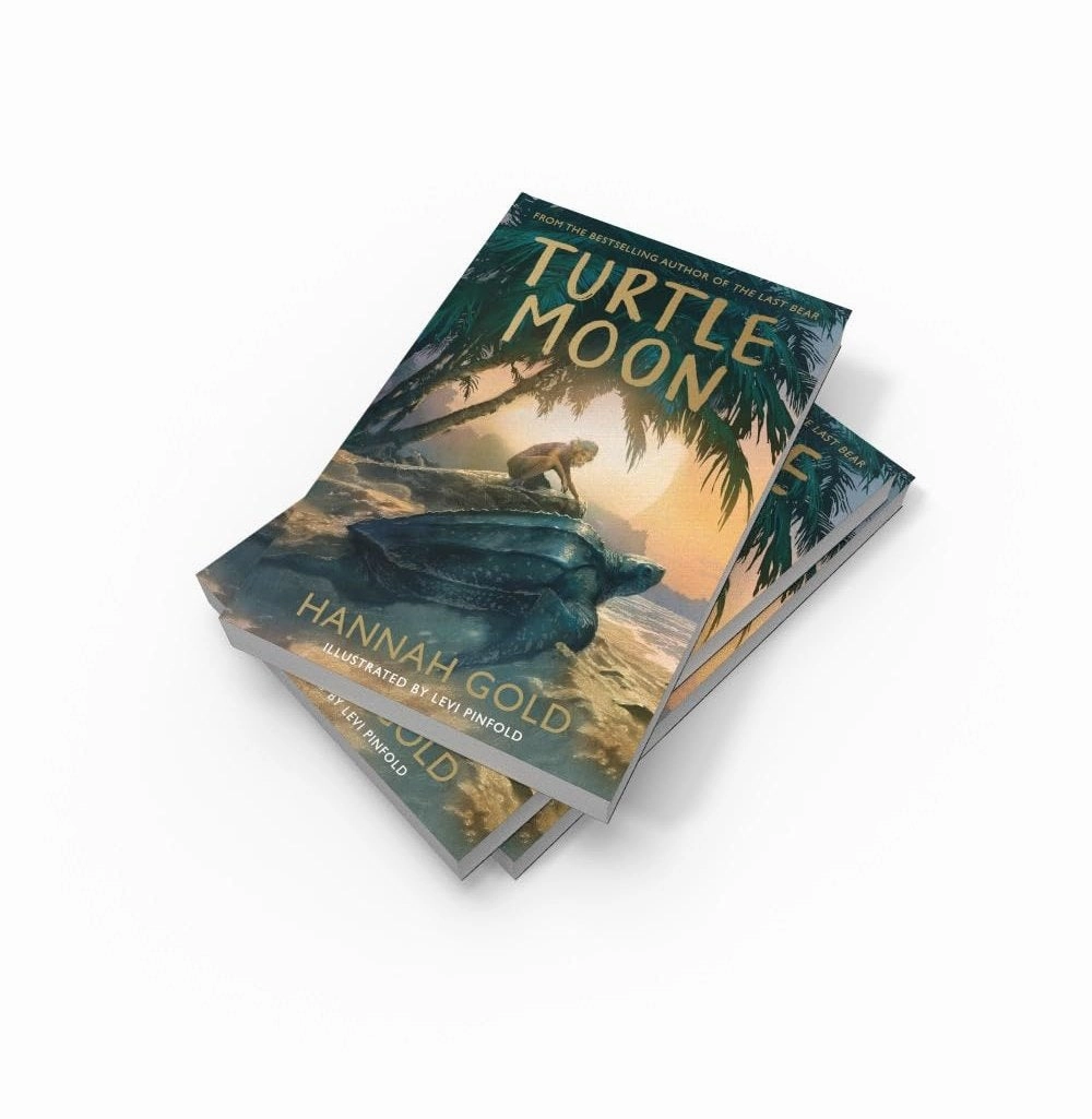 Turtle Moon: A Thrilling New Illustrated Animal Adventure For Kids From The Sunday Times Bestselling Author Of The Last Bear [Paperback] Gold Hannah And Pinfold Levi Skill-building tools Early discovery
