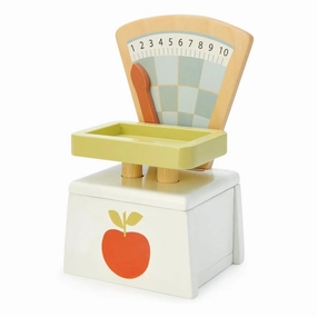 Wooden Play Market Scale Happy hands Kid-focused experiences