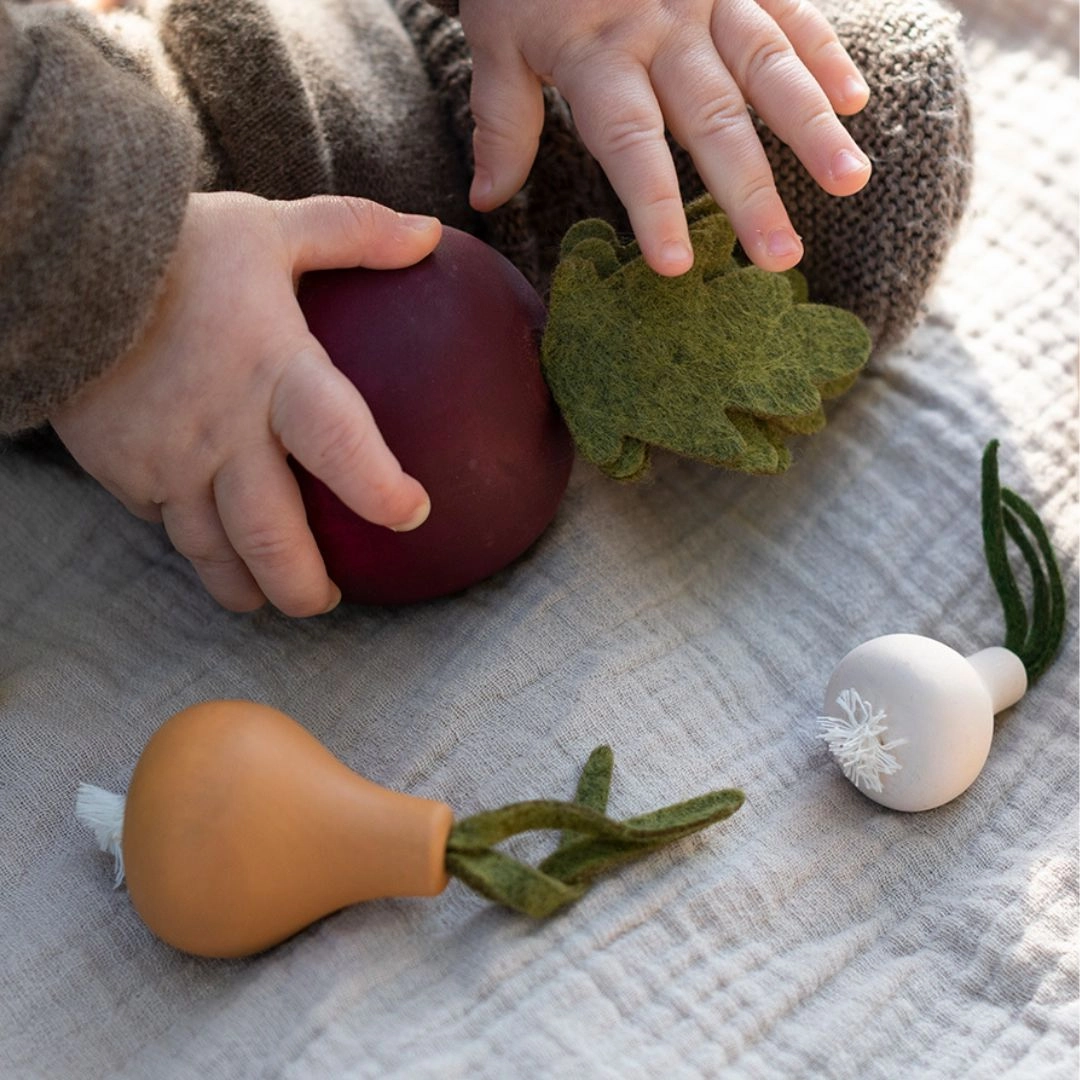 Wooden Root Vegetable Set Young learners Smart & fun