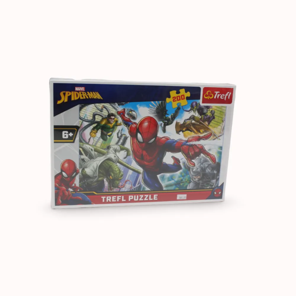 Young explorers Trefl Born Hero Puzzle - 200 Pcs
