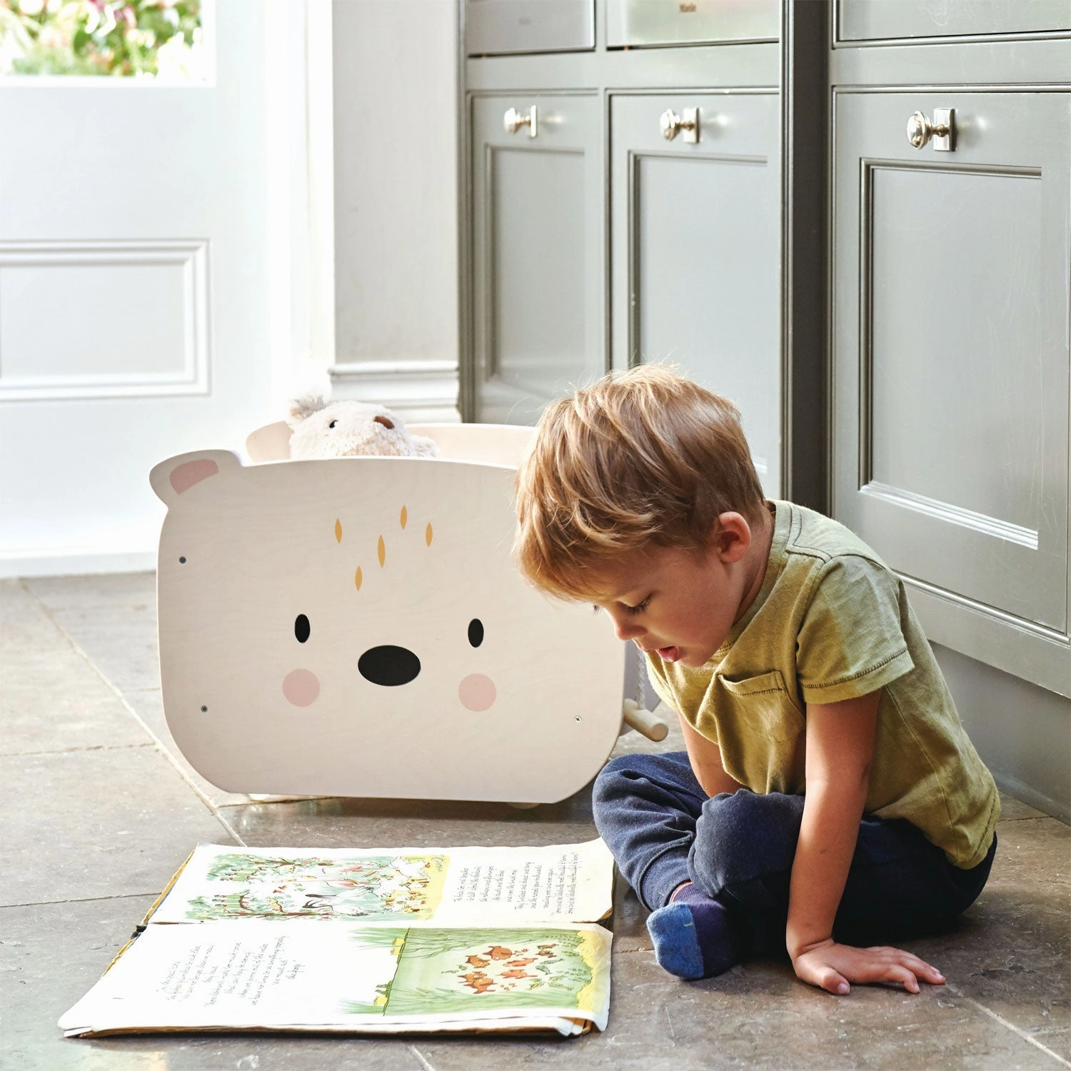 Growth tools Pull Along Bear Cart And Toy Box